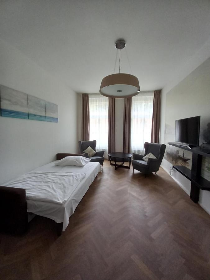 James Hotel & Apartments Praga Exterior foto