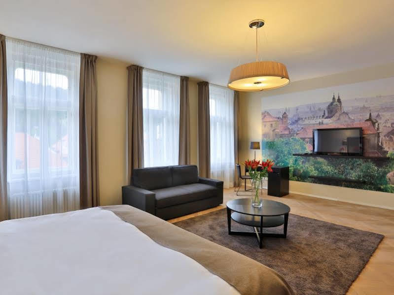 James Hotel & Apartments Praga Exterior foto